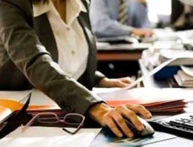 Aυτή είναι η ώρα που αποδίδουμε περισσότερο στη δουλειά!